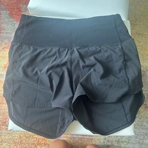 lululemon high rise speed up shorts